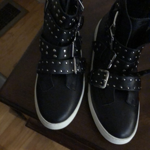 J slides Booties   studded details size 8 - Picture 9 of 11